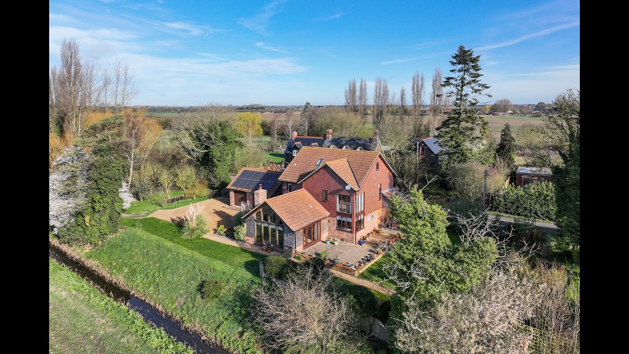 *Video Tour*  The Vineyard, Wilkins Rd, Emneth -   Hockeys Estate Agent
