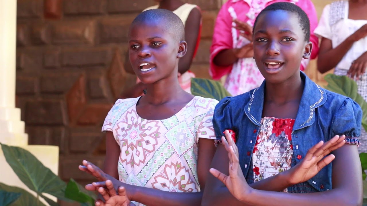 Acha niimbe-Nyamira South SDA Kids Choir (official video)