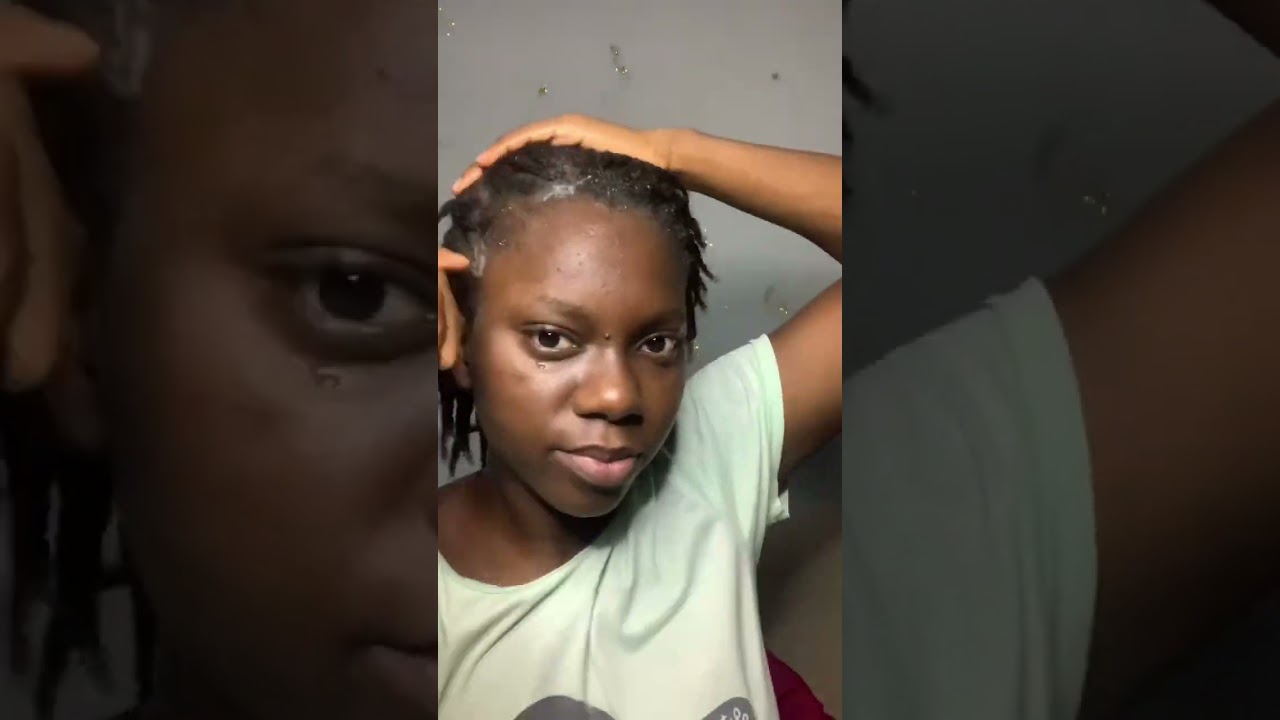 Loc method for moisturizing 