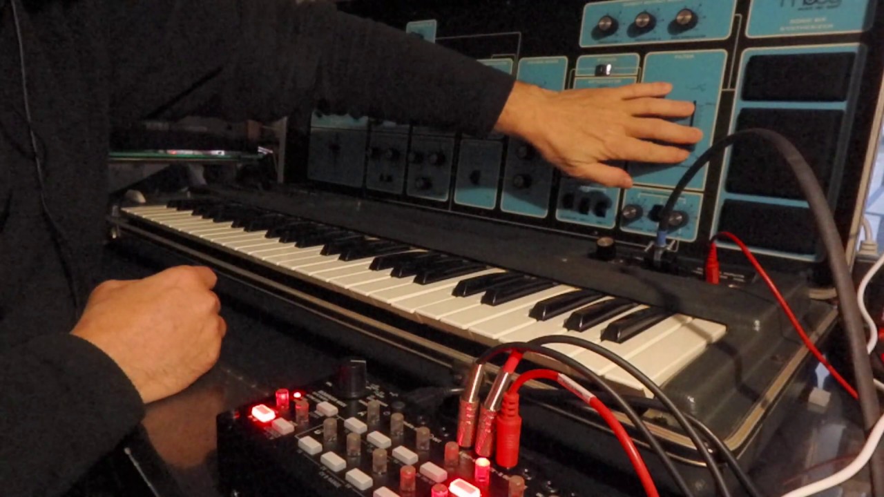 Moog Sonic Six+Korg SQ 1 Part 2