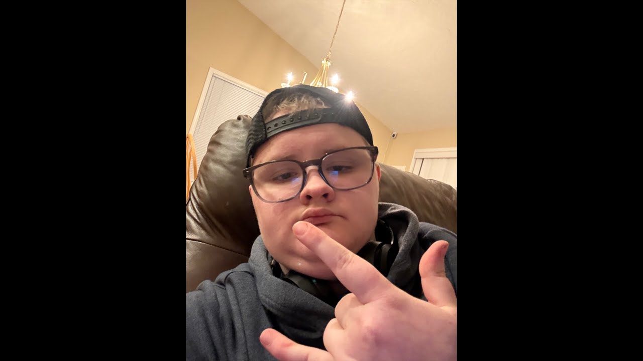Come crochet with me! | SirCrochetsATon  was live!
