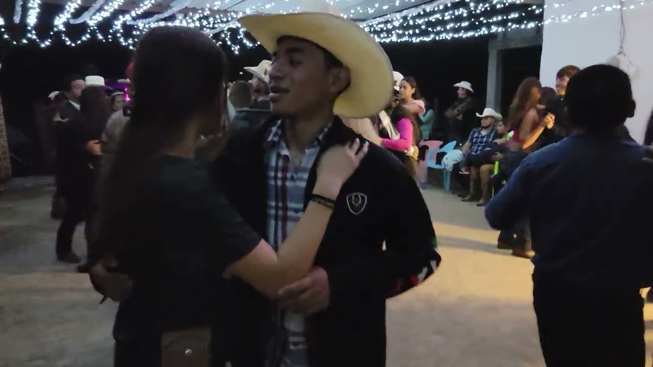 popurri de cumbias José Morales el Principe de los Teclados