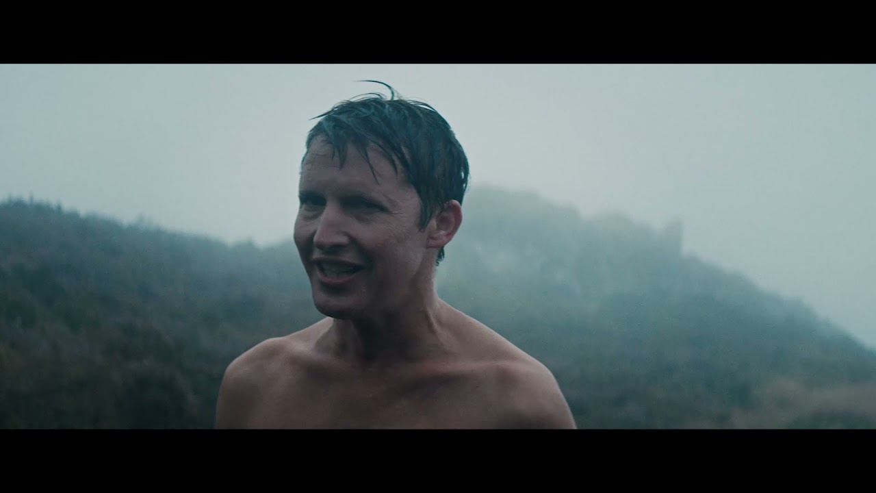 James Blunt Reacts - Cold