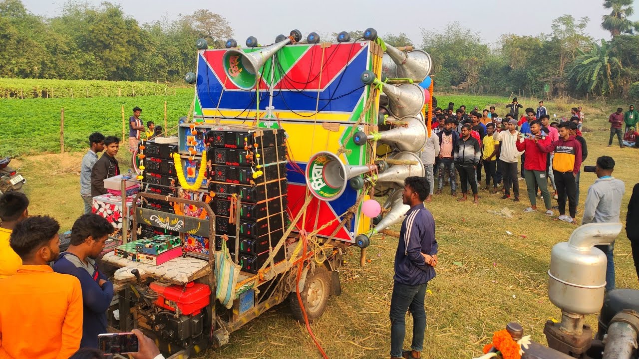 আজ শিবা সাউন্ড নতুন বক্স 10টা1000 দিয়ে লক্ষণ দার হাতে ডেক সেটিং করা হচ্ছে//ph..7866979687