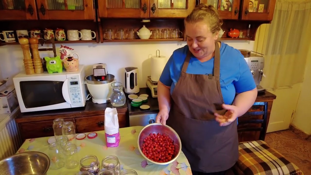 Compoturi de prune și coarne pentru iarnă