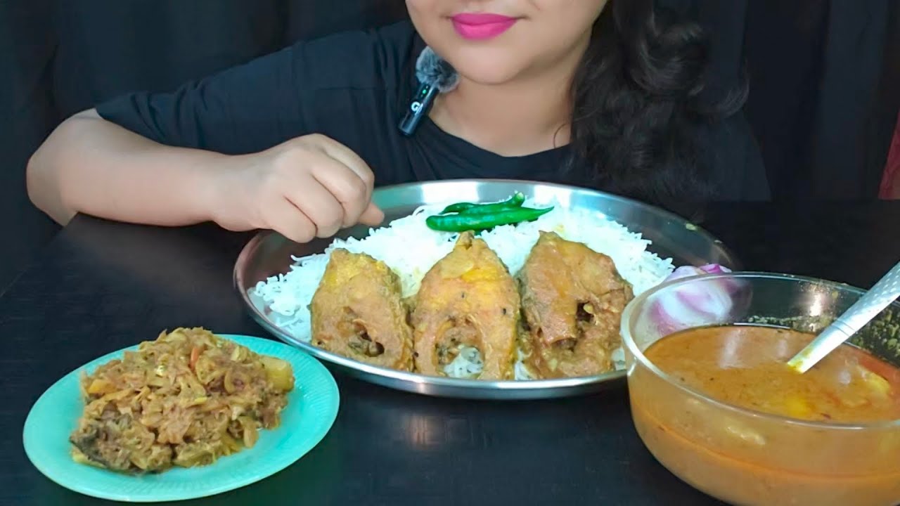 Bigbites, Eating Rice, Cabbage curry with fish head and Spicy Fish curry II Eating show II 