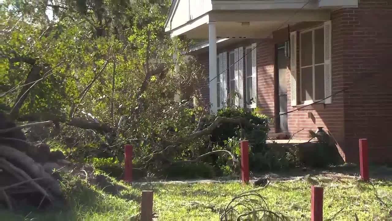 Lowndes County sees extensive damage, people trapped in homes after Hurricane Helene