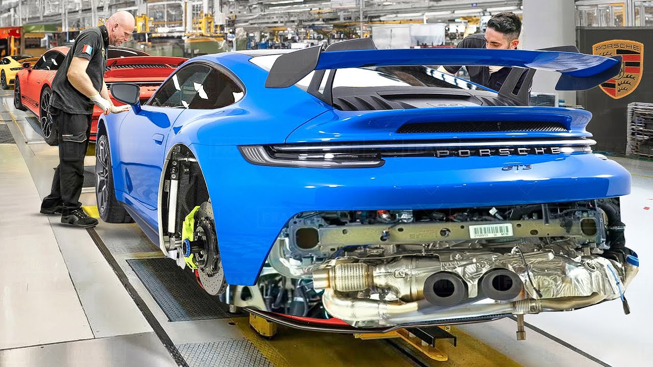 Inside Porsche Multi-Billion $ Facility Building the Brand New Porsche 911 From Scratch