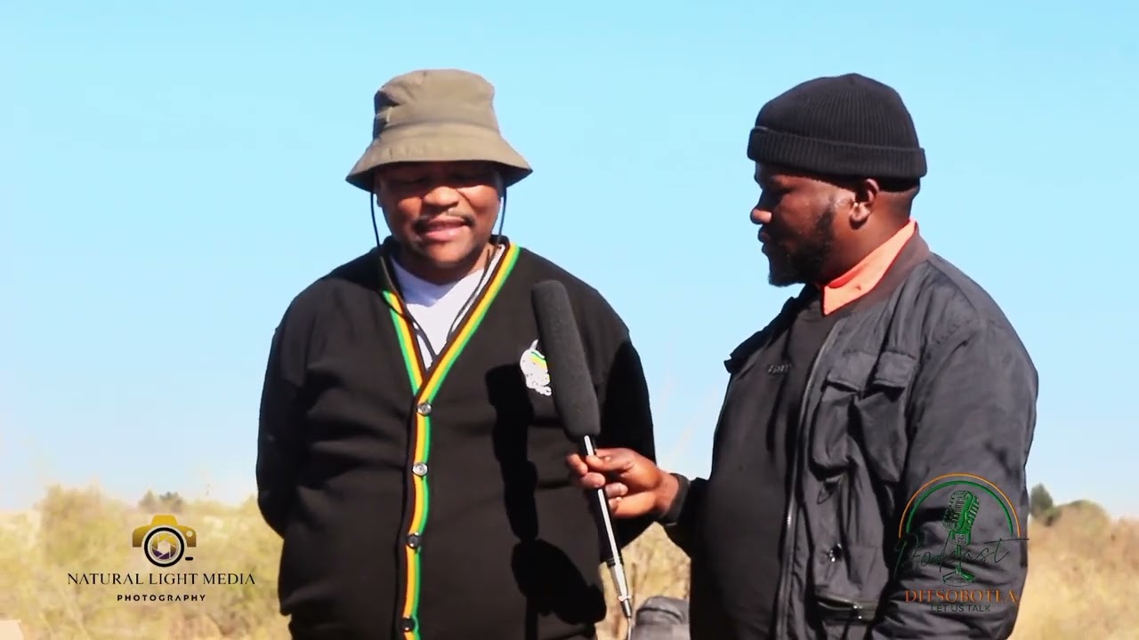 Councillor Sehemo and the residents to hear their cry about the water shortage in Blydeville 