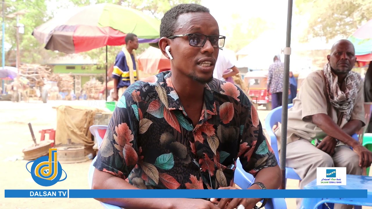 Warbixin:-Odey Naafo ah oo 30-sano bulshada degmada Luuq u qabta howshii Idaacadaha.