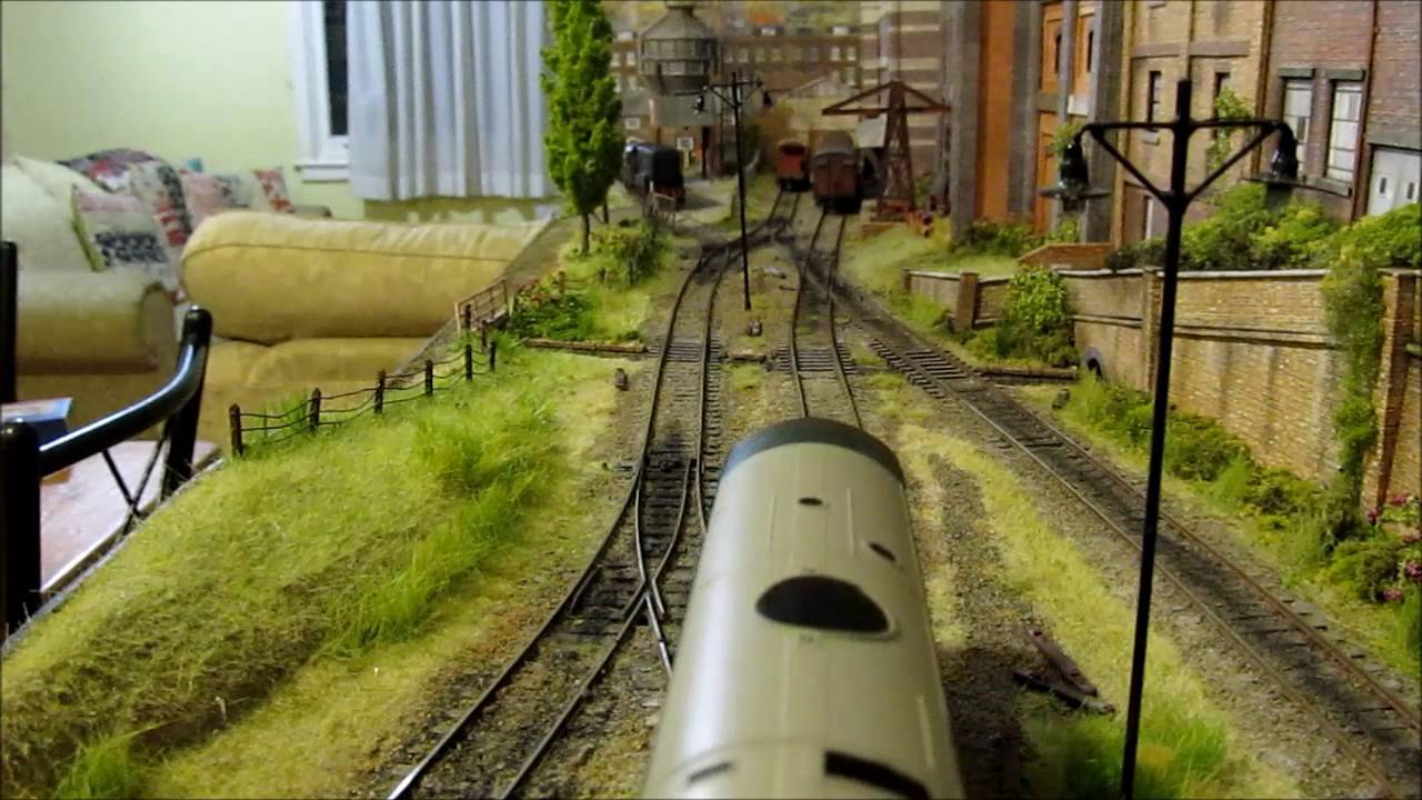 DCC Bachmann Class 08 and Dapol Class 22 Sound
