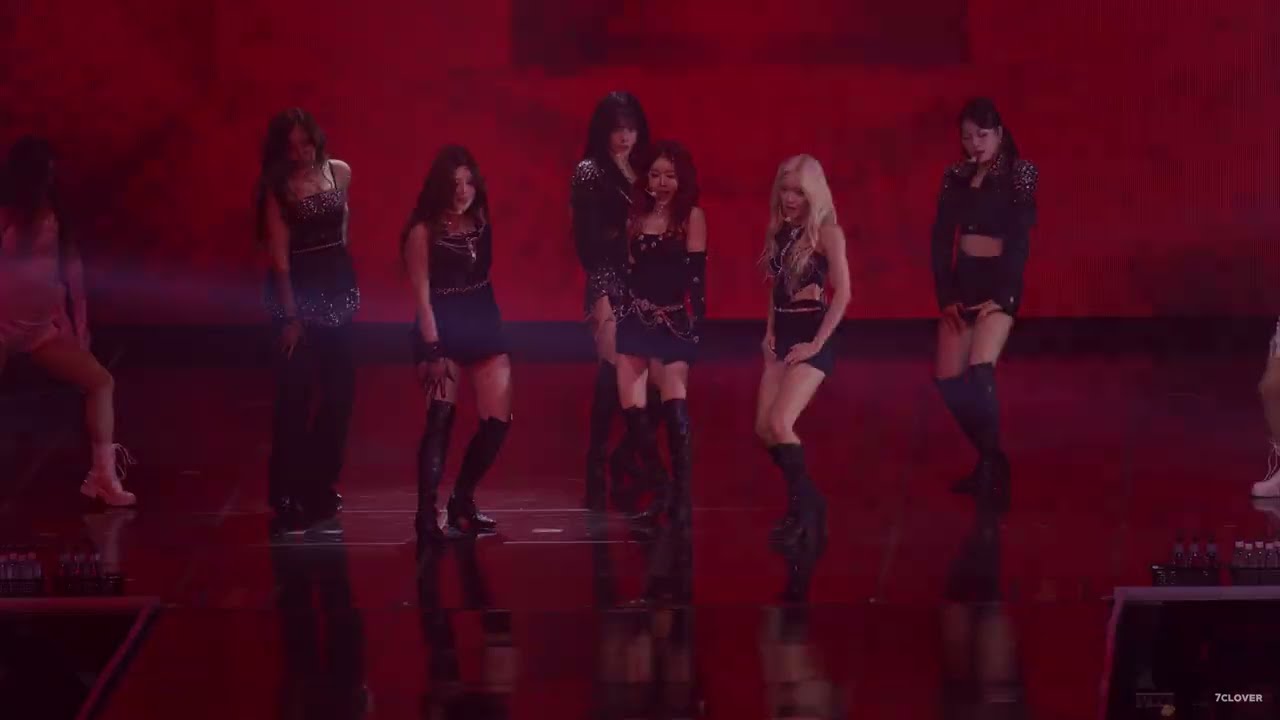 STAYC 스테이씨 CONCERT -  BEBE + 1 Thing + POPPY | [ 2025 STAYC TOUR ‘STAY TUNED'] | 250412 | 8K60P