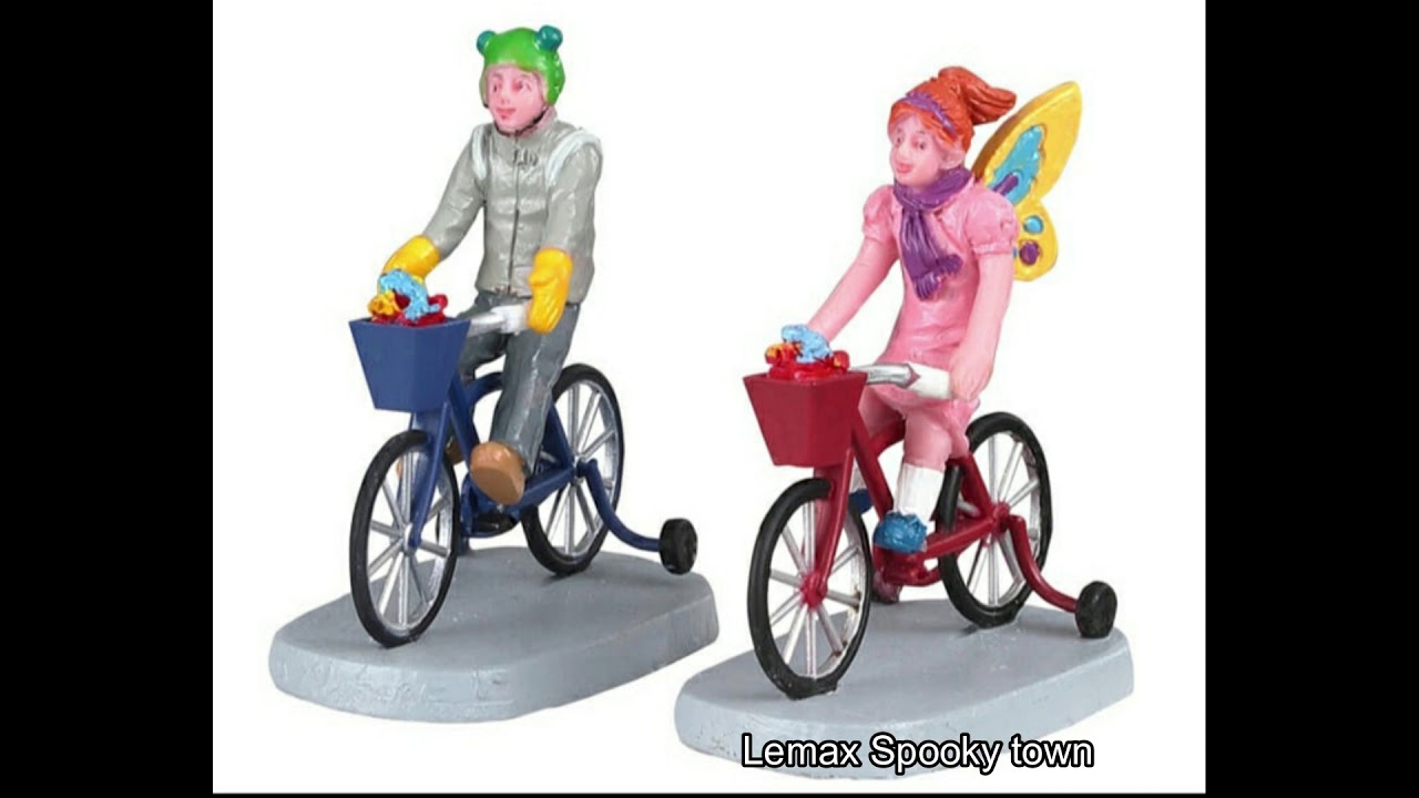 2020 Lemax Spooky Town Accessories