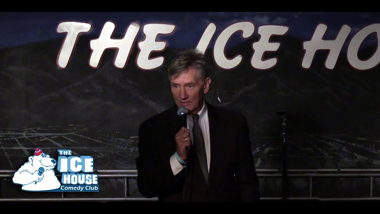 Frazer Smith - Sweating (Stand Up Comedy)