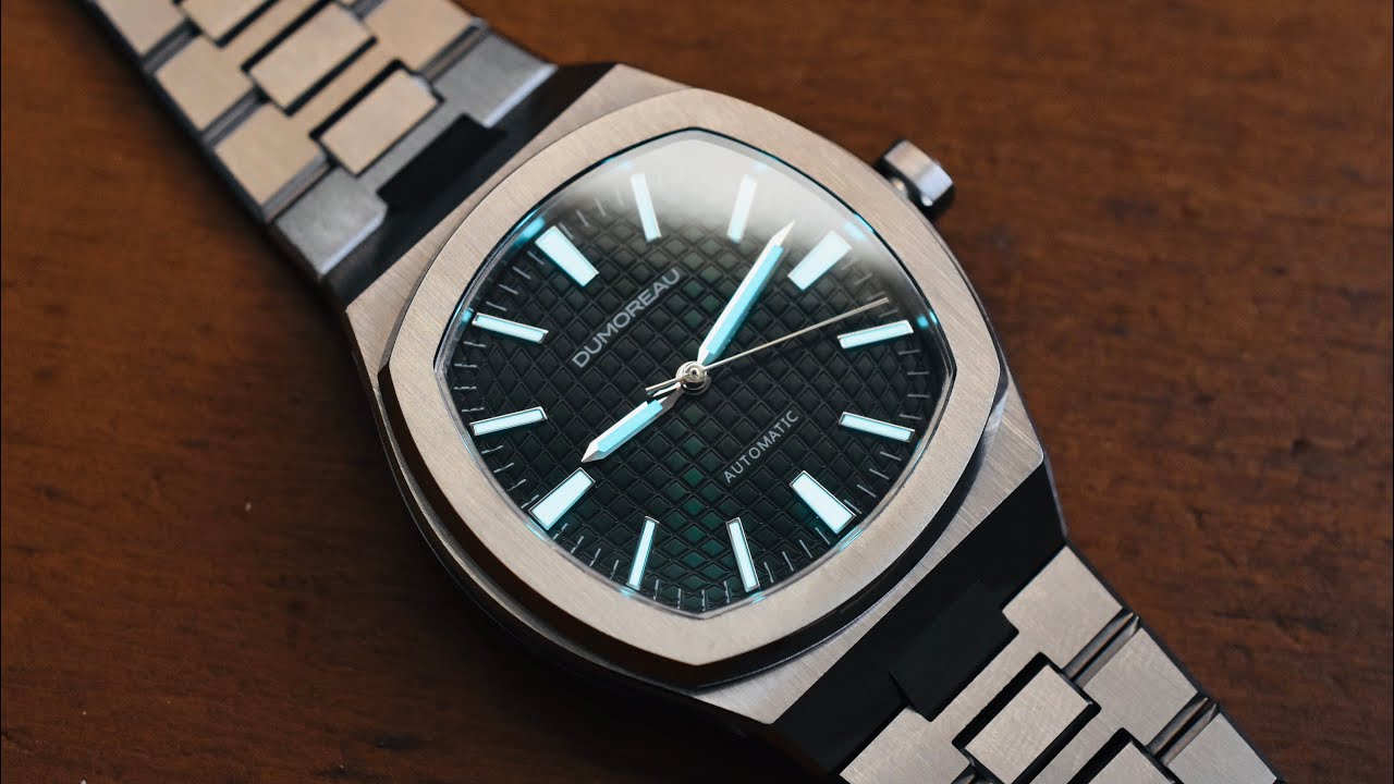 Watch Snob Reviews The DUMOREAU DM 01