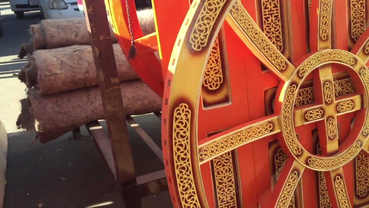 MONGOLIAN TRADITIONAL GER in NARANTUUL MARKET