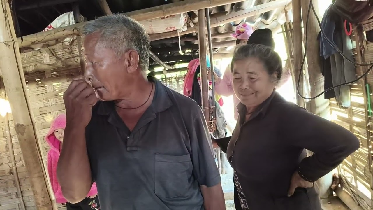 Nhà thứ hai cũng ở bản bó ún sông Mã pi nọng ơi tỏn ₫e