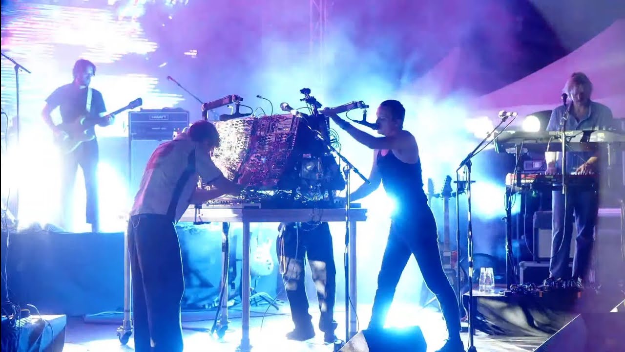 Magenta Mountain Live In Bulgaria '25 King Gizzard & The Lizard Wizard