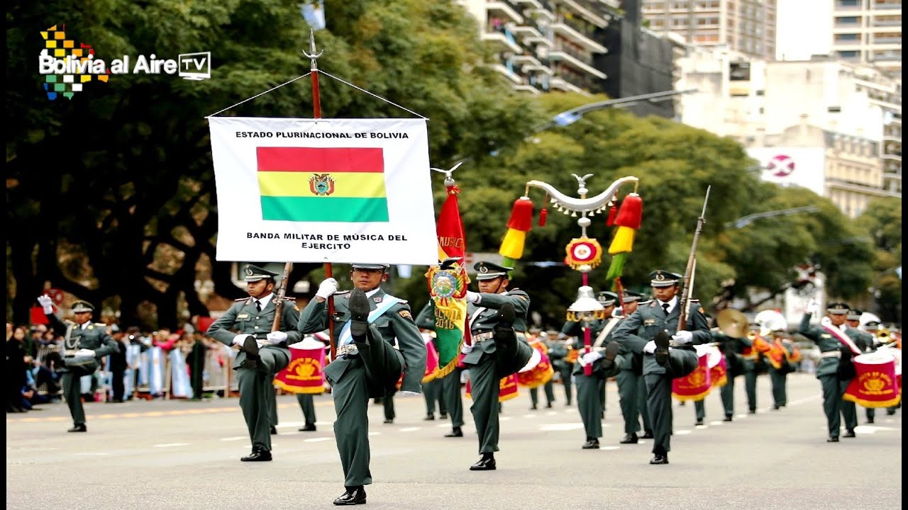 BANDA DEL EJERCITO DE BOLIVIA EN EL BICENTENARIO ARGENTINO