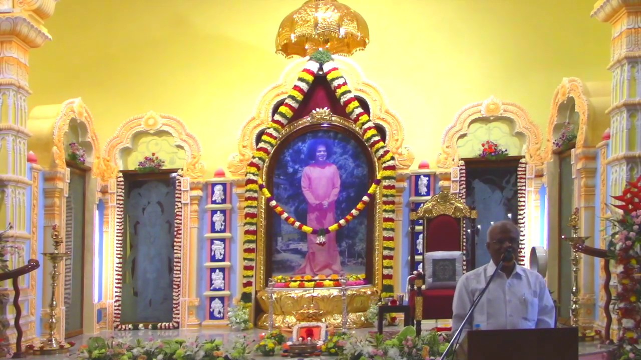 Dr C.N.Sundaresan Director SSSIHL Brindavan Campus speaking at Samarpan in Sundaram-Chennai Nov 2019