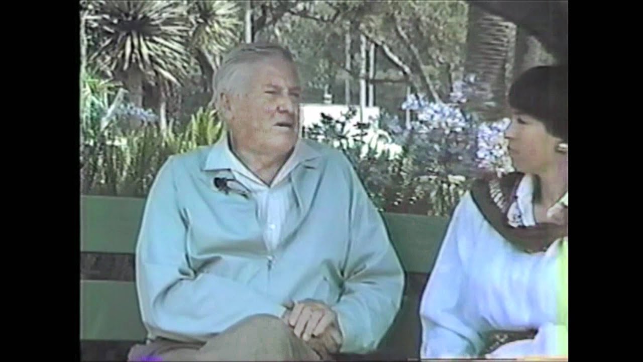 Will Rogers Jr. speaks with the Beverly Hills Historical Society in Will Rogers Park (1988)