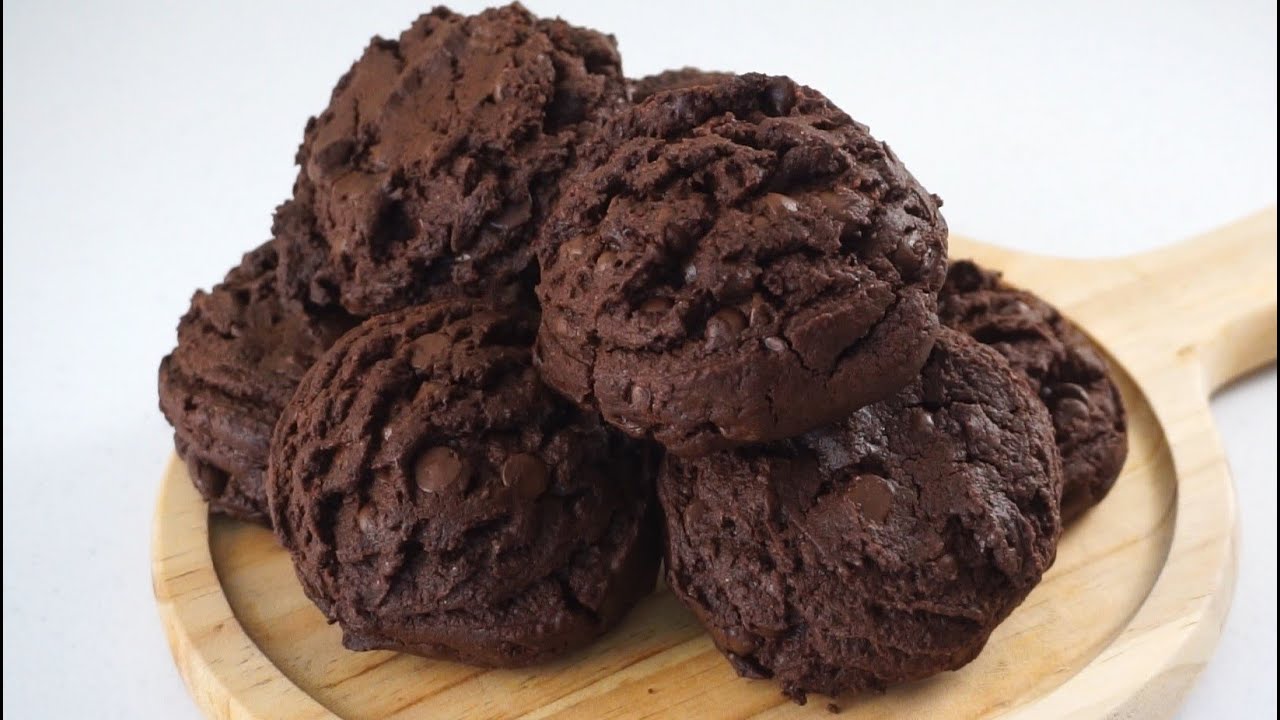 The Ultimate Double Chocolate Chip Cookie EASY RECIPE