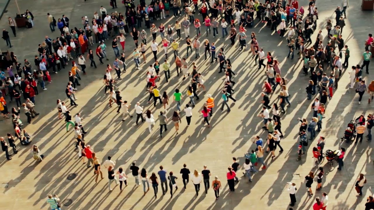 International Salsa Rueda Flashmob Slovakia 2014