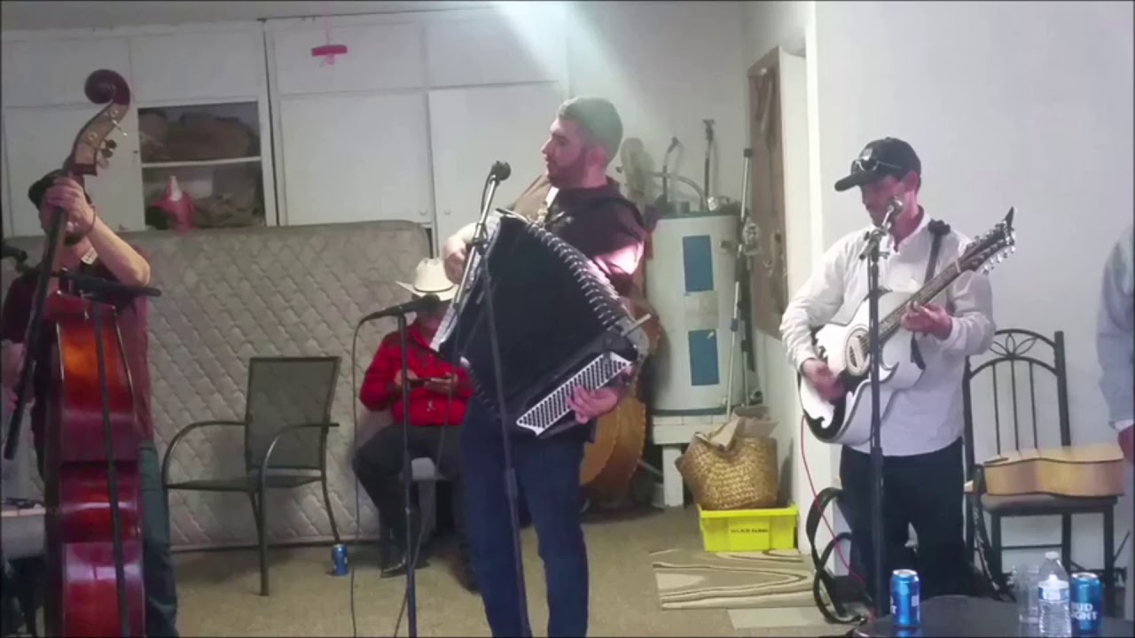 Los Amistosos De Cosala Con Tololoche