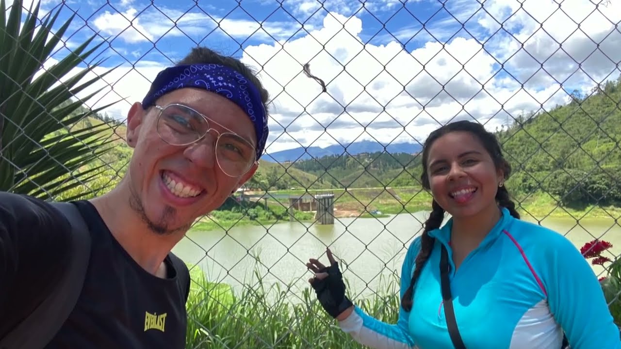 En bicicleta hacia Embalse La Mariposa y Cortada del Guayabo