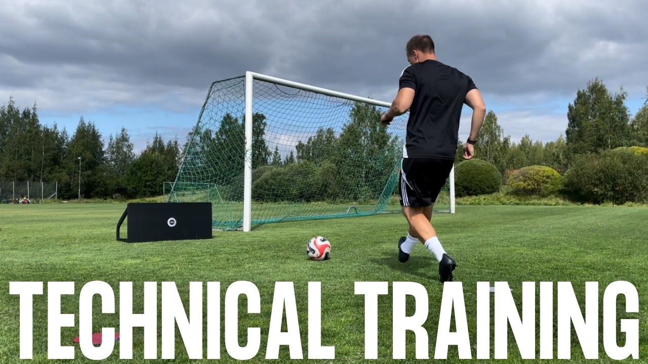 Technical Training with the Voon Football Pro Smart Rebounder | Individual Soccer Session