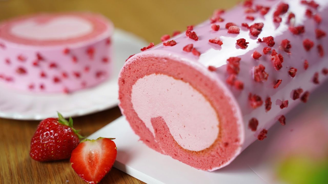 Мерная чашка / Рецепт торта с клубникой / Клубничный крем / Клубничный бисквит