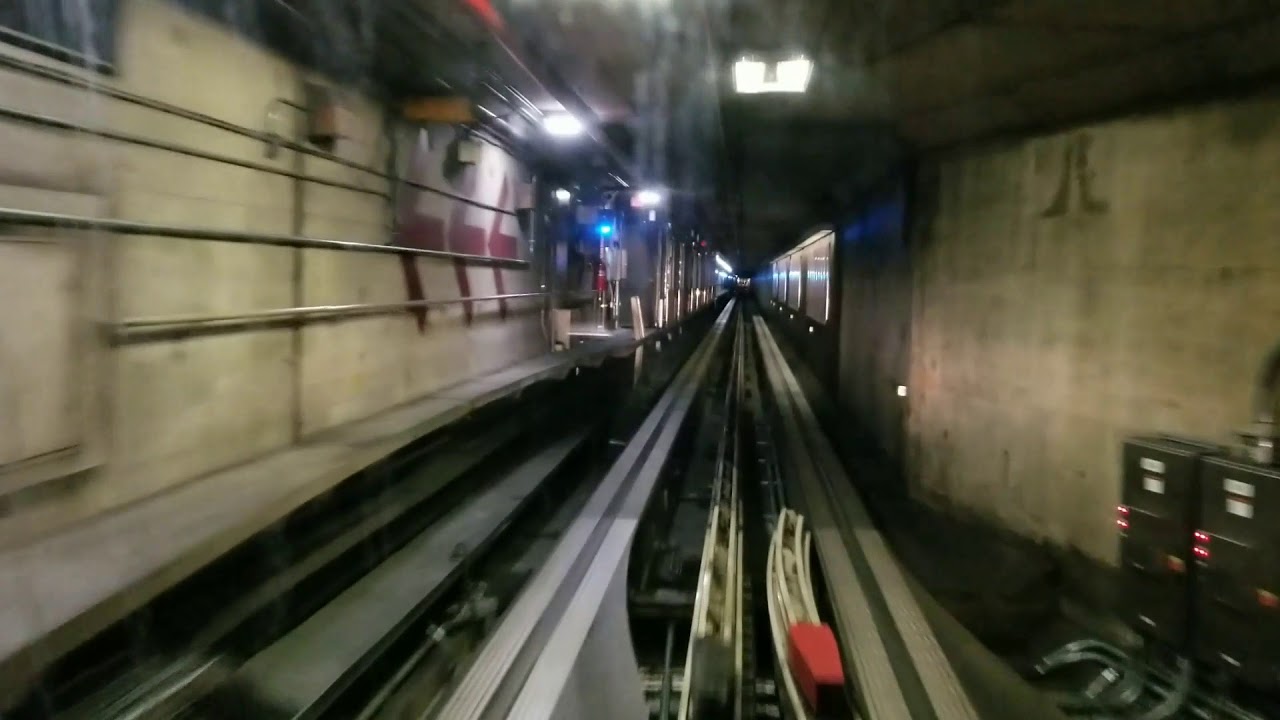 Atlanta ATL Plane Train Domestic Terminal to F Gates (11/26/2017)