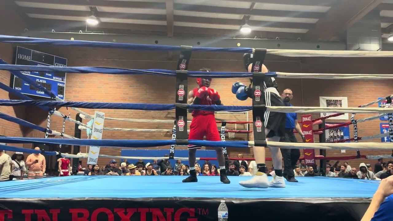 First amateur fight. Last round. 