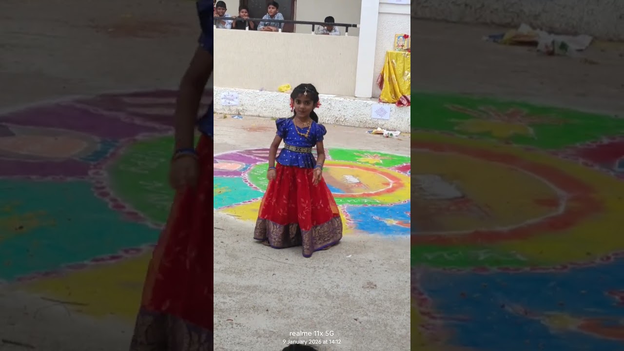   Cute performance in boylone ballipalike song