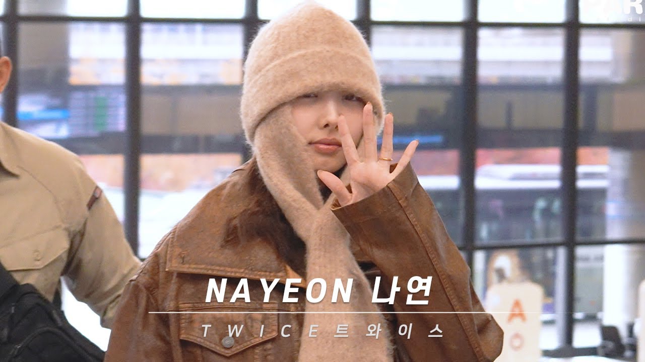 241114 나연 nayeon ナヨン TWICE(트와이스) 일본 일정 출국 departure for japan 4K