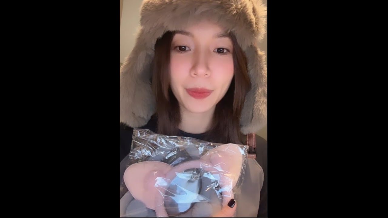 Đồng Ánh Quỳnh Mở Quà Sinh Nhật Fans Tặng Phần 1 Live IG 12/01/2026