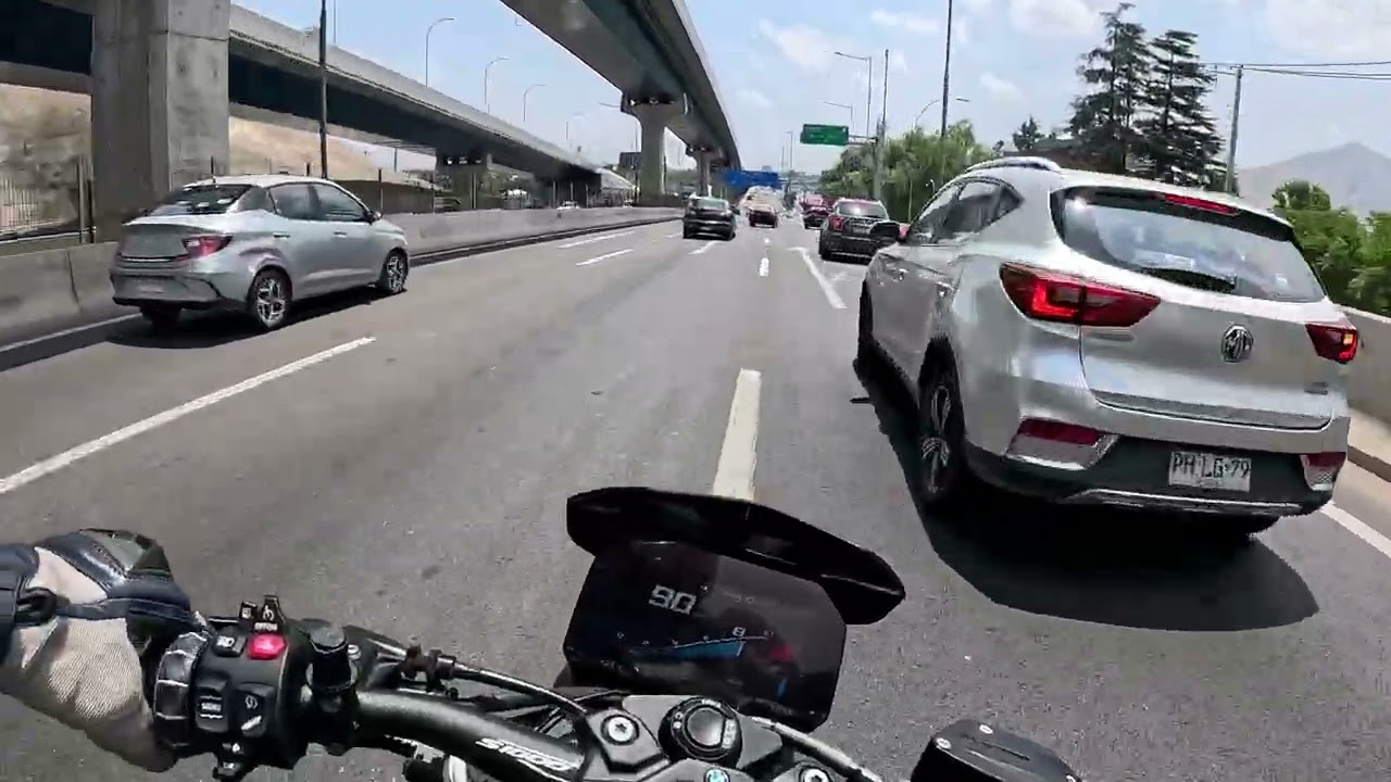 Manejalo como si fuera robao' 🗣 Conejeo asesino en la S1000R. 🏍💣🔥