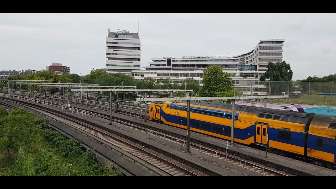 Trains at Rotterdam Central Station🚂🚃🚃🚃