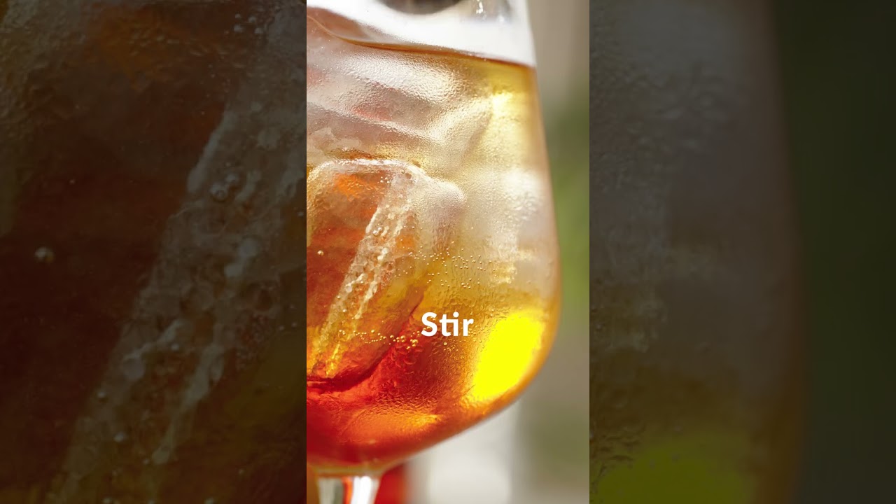 Aperol Spritz Cocktail Recipe: Autumn&rsquo;s Perfect Sip! 🍂