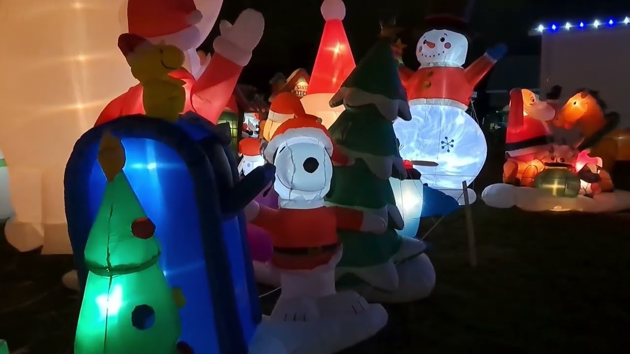 Holiday Inflatables on Tolman