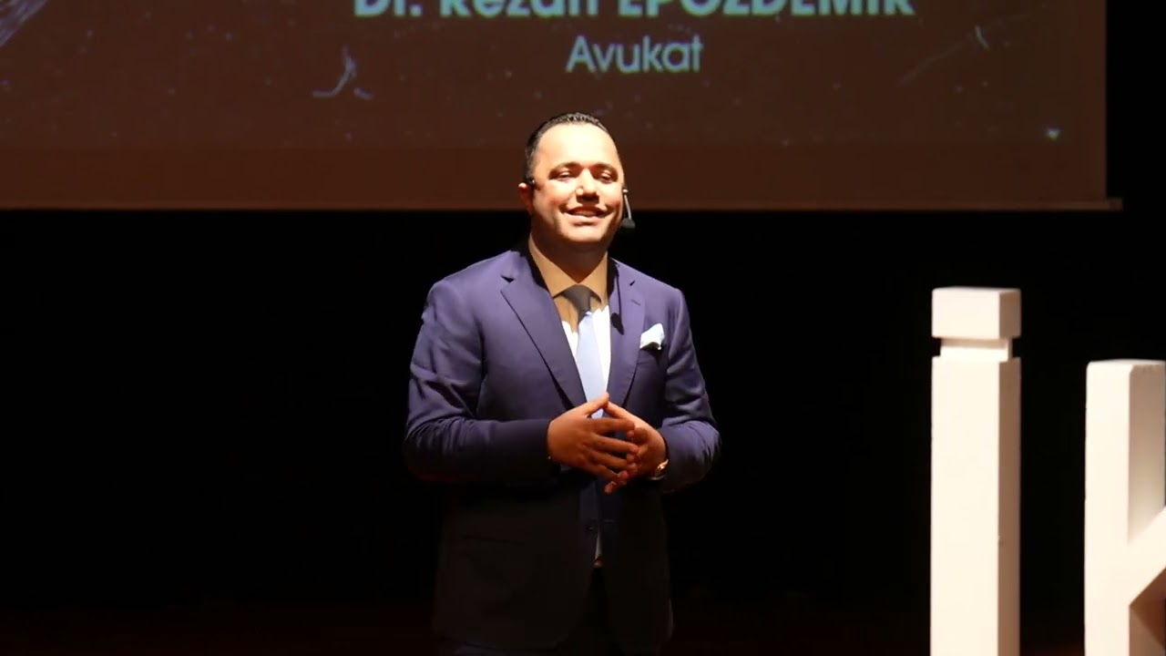 Cesaret ve Adalet Üzerine | Rezan Epözdemir | TEDxİKÜ