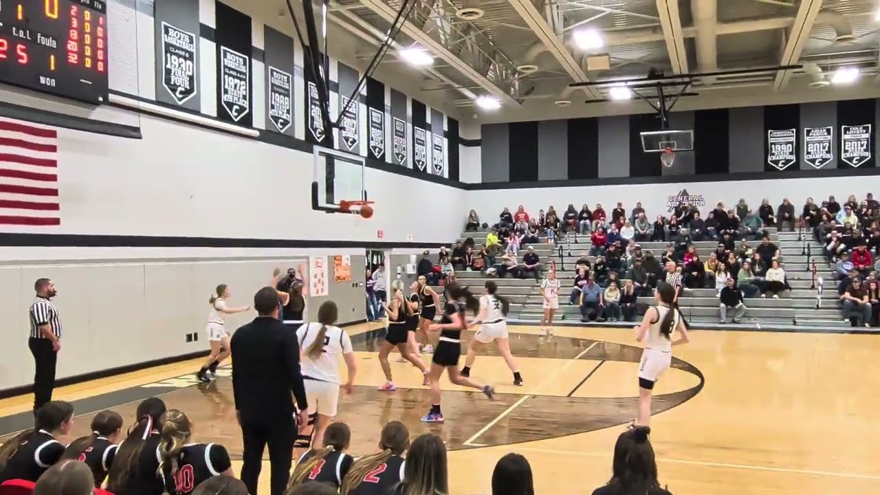 2026-01-21 Varsity Basketball - Salem vs. Carrollton - 1st Half