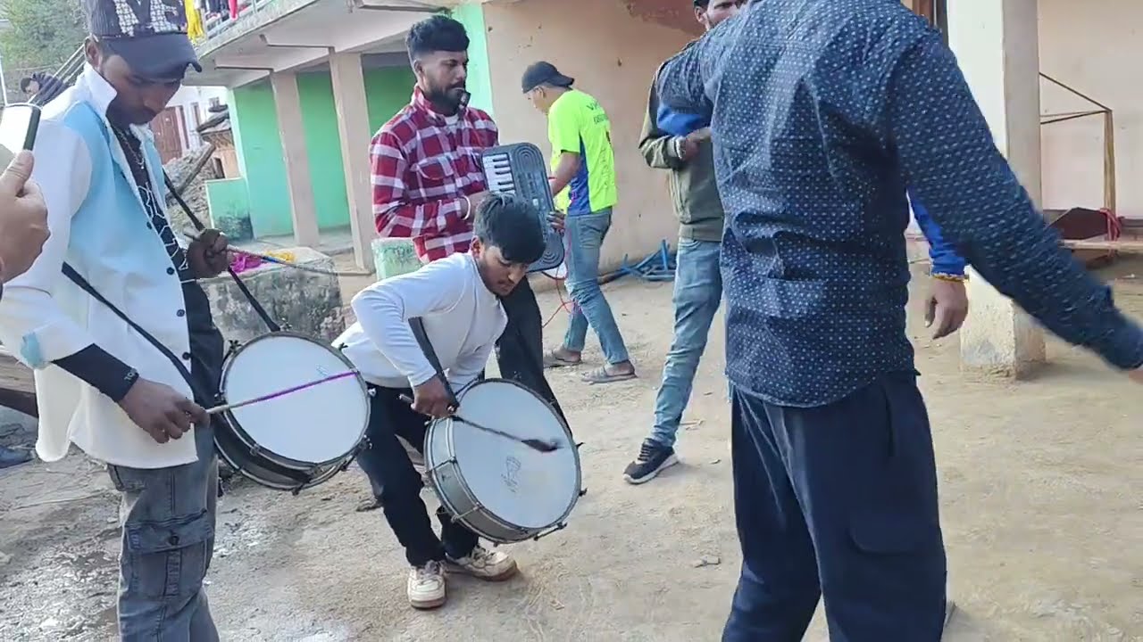 गढवाली बैंड बाजा||Garhwali Band  Baja||Ajju Ajay Panwar Vlog #🕺🕺🕺#shortvideo #pahadi 
