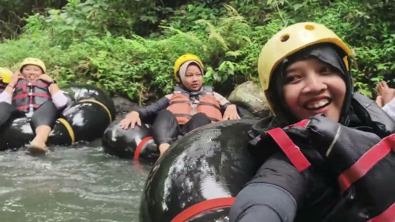 heboh river tubing di new riwermoon part 3 #river #rivertubing #rivermoon #klaten