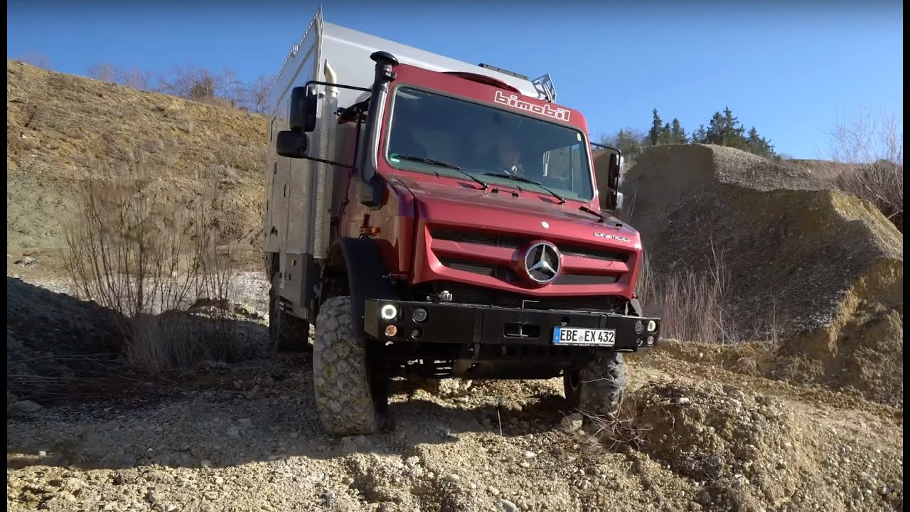Bimobil Unimog 2021 Wohnmobil im Praxiseinsatz in der Sandgrube. Offroad Erfahrung. Test im Gelände.