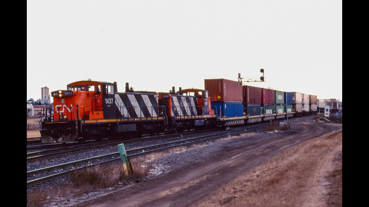 CN, CP and VIA in Portage La Prairie, Fort Rouge & Winnipeg, Manitoba 2002