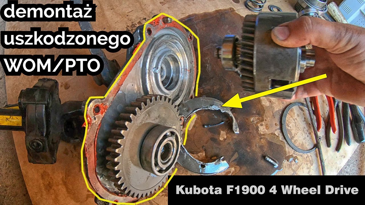 Kubota F1900 uszkodzony WOM PTO demontaż sprzęgła