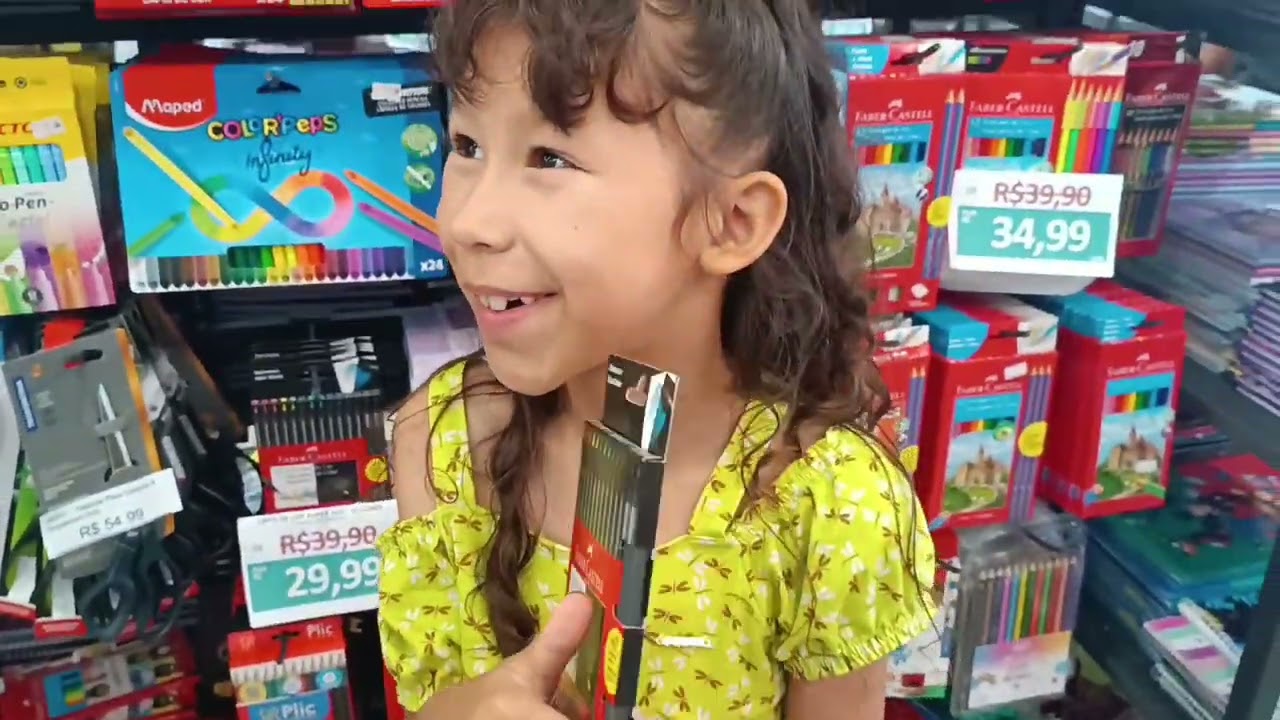 Comprando meu material escolar 2025