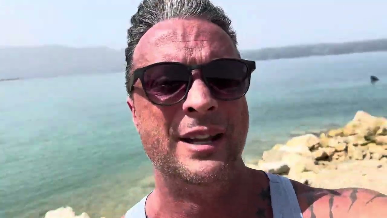 Albania il mare più bello di Valona: Radhimë