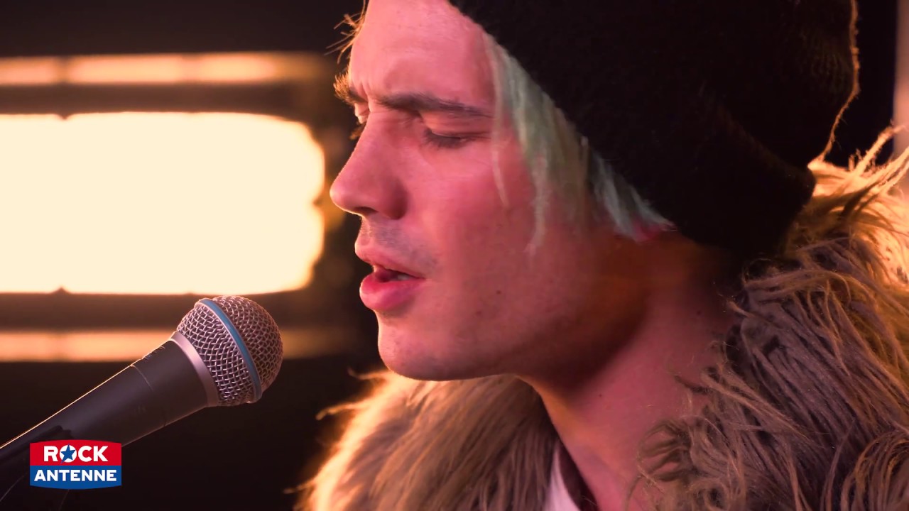 Badflower - "The Jester" Unplugged 